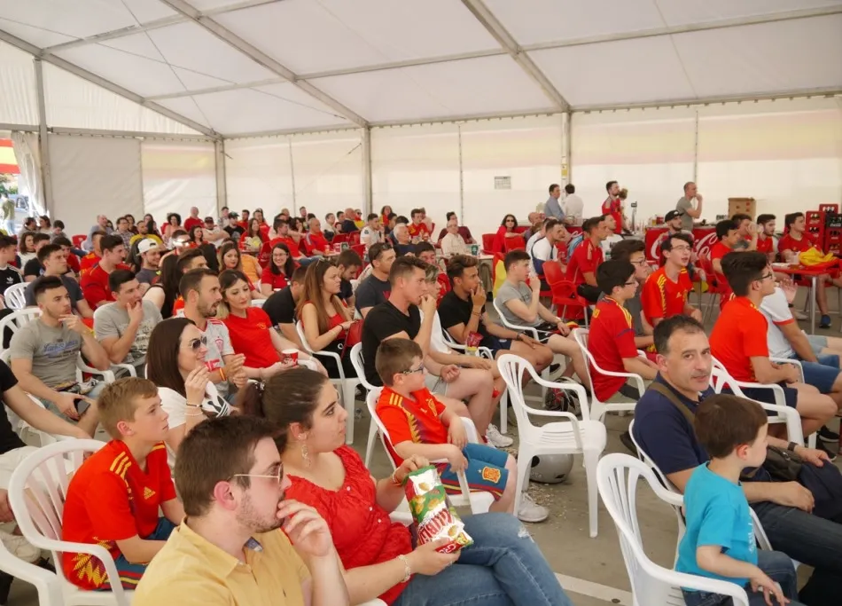 Foto 6 - Buen ambiente en El Tormes para disfrutar el Mundial de F&uacute;tbol