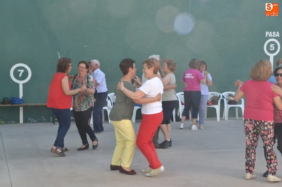 Foto 7 - Amanecer cierra la conmemoraci&oacute;n de su 25&ordm; aniversario con una jornada festiva al aire libre  