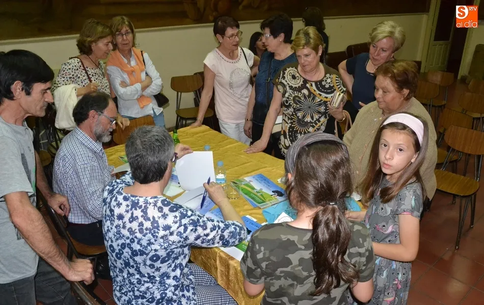Foto 4 - El CSA Aldea acoge la presentaci&oacute;n de la 2&ordf; edici&oacute;n de &lsquo;La encina y los ratones de orejas...