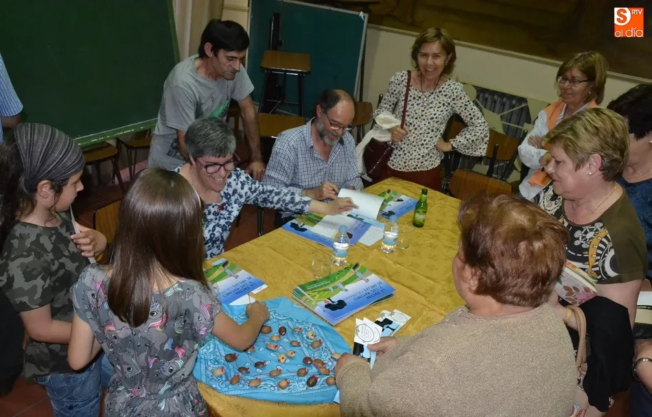 Foto 5 - El CSA Aldea acoge la presentaci&oacute;n de la 2&ordf; edici&oacute;n de &lsquo;La encina y los ratones de orejas...