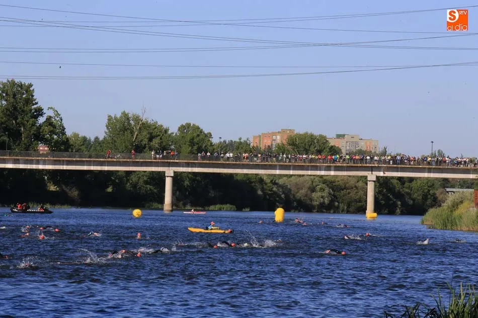 Foto 5 - Salamanca disfruta su Triatl&oacute;n de Media Distancia con una amplia presencia for&aacute;nea