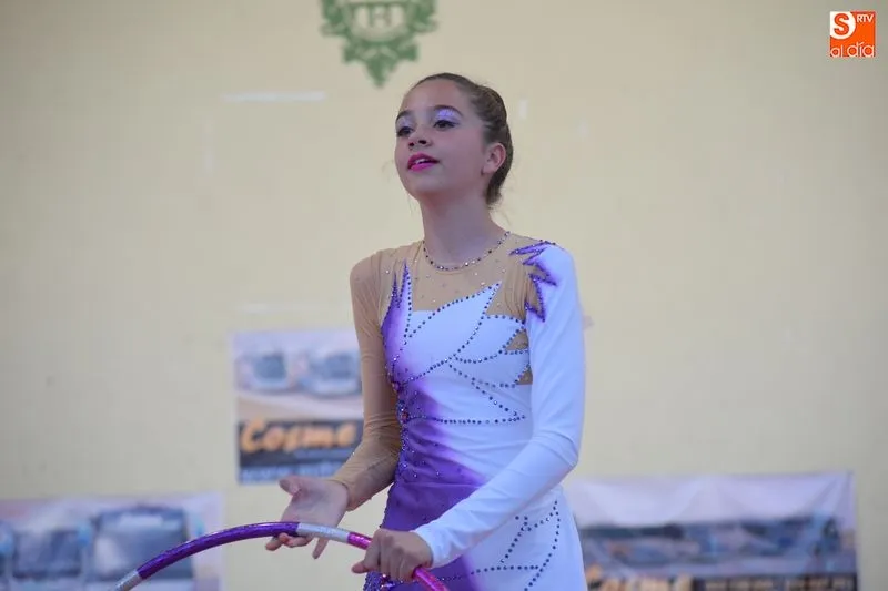 Foto 4 - El &aacute;rea de gimnasia r&iacute;tmica del C.D. Albense FS despide la temporada a ritmo de baile