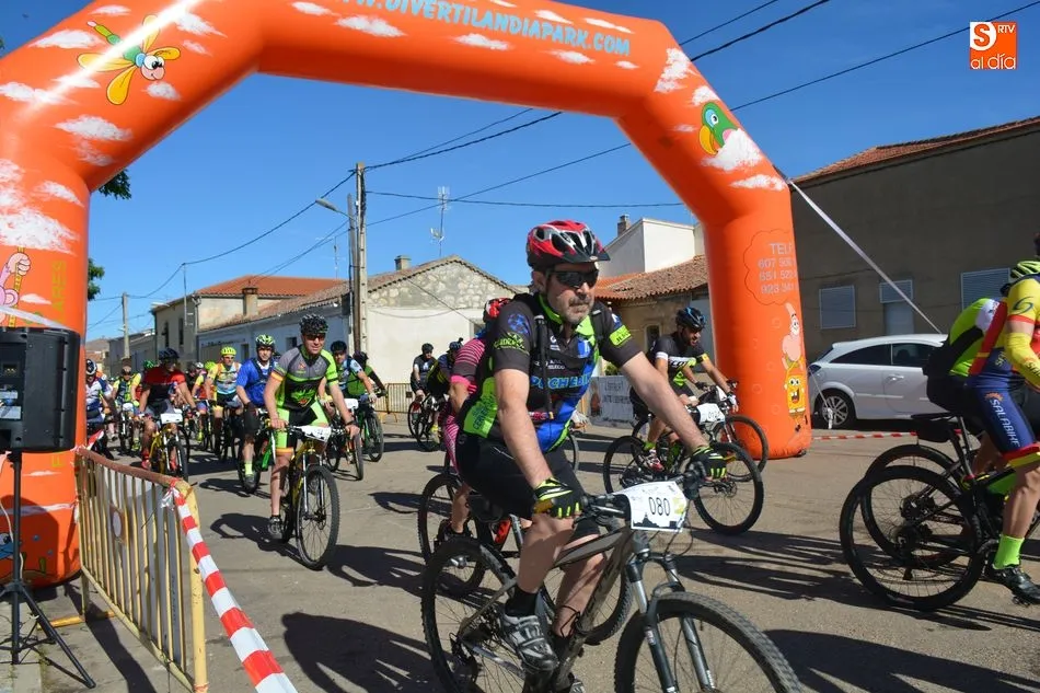 Foto 10 - Gran acogida de la III BTT de Forfoleda a favor de Pyfano  