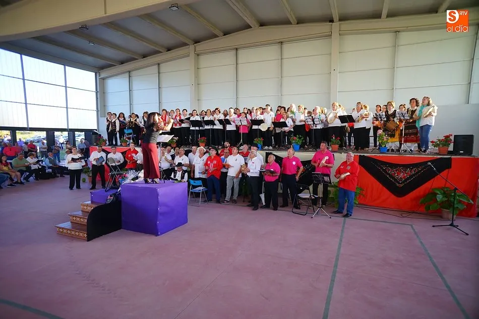 Foto 10 - Coreando el ritmo de la tradici&oacute;n