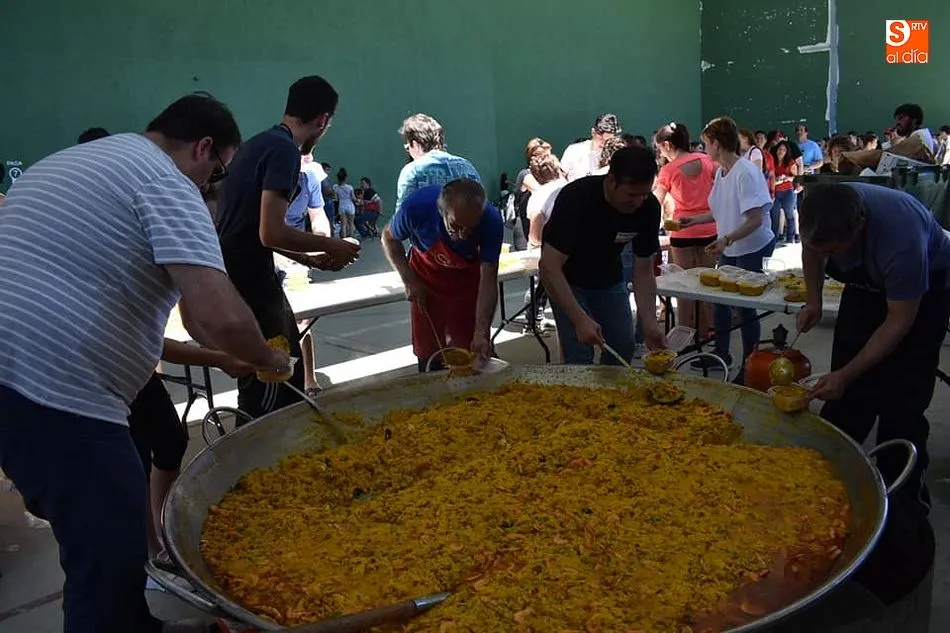 Foto 2 - Guijuelo da la bienvenida al verano con la tradicional convivencia escolar