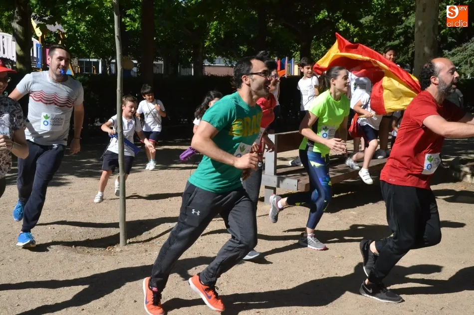 Foto 11 - Misioneras-Santa Teresa corre contra el hambre como apertura de la &uacute;ltima semana del curso  