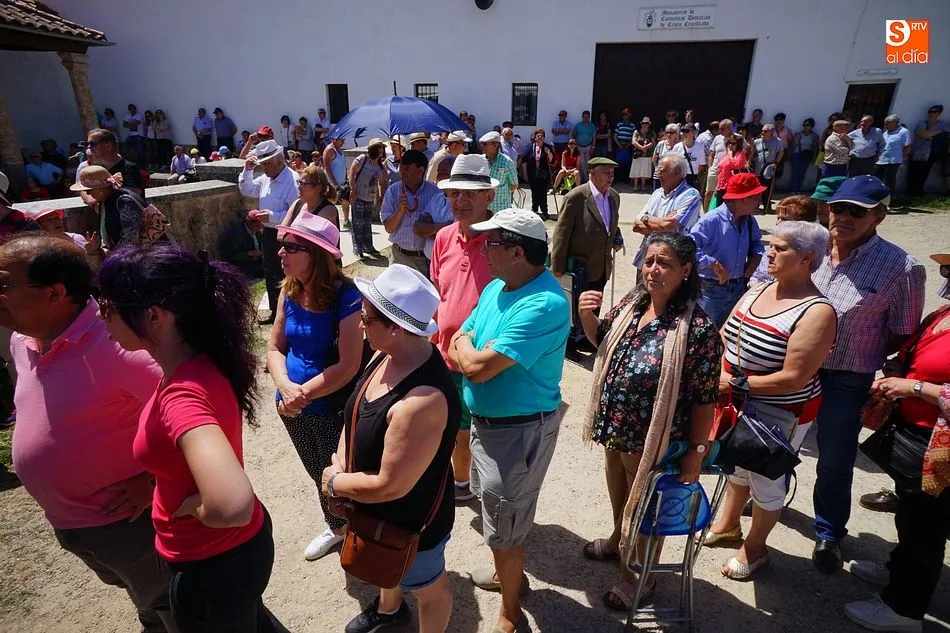 Foto 3 - Miles de personas se congregan para rendir culto al Cristo de Cabrera