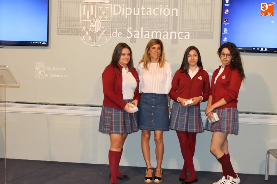 Foto 4 - El concurso de educaci&oacute;n tributaria premia a alumnos de Ciudad Rodrigo y Salamanca&nbsp;  