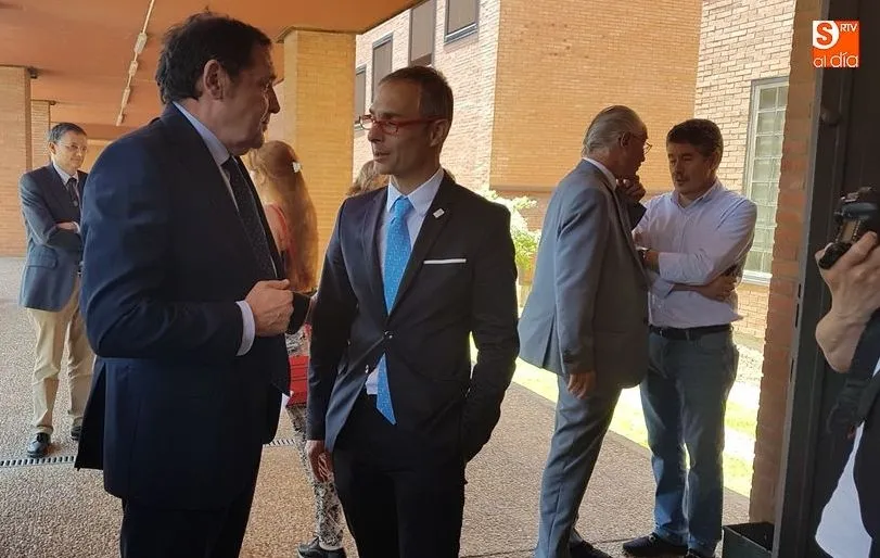 Foto 10 - Los alumnos de Medicina dispondr&aacute;n de un quir&oacute;fano de m&iacute;nima invasi&oacute;n para sus pr&aacute;cticas
