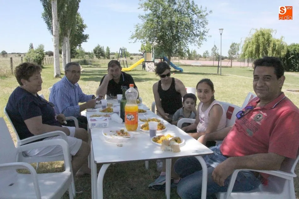 Foto 11 - Una gran paella de 200 raciones para continuar con las fiestas en Boada  