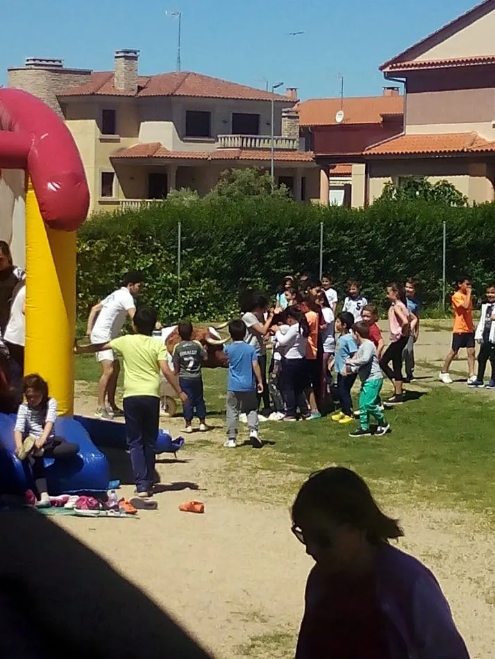 Foto 5 - Animada despedida del curso para los alumnos del CEIP Manuel Moreno Blanco  