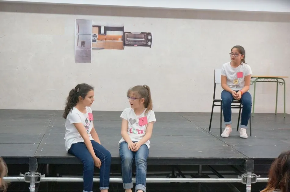 Foto 7 - Los alumnos de la Escuela de Teatro despiden el curso con una brillante actuaci&oacute;n