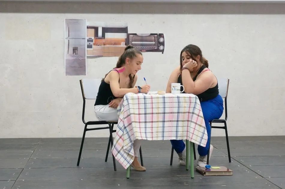Foto 6 - Los alumnos de la Escuela de Teatro despiden el curso con una brillante actuaci&oacute;n