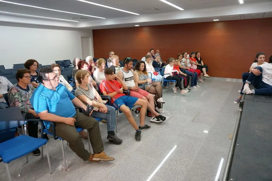 Foto 4 - Los alumnos de la Escuela de Teatro despiden el curso con una brillante actuaci&oacute;n