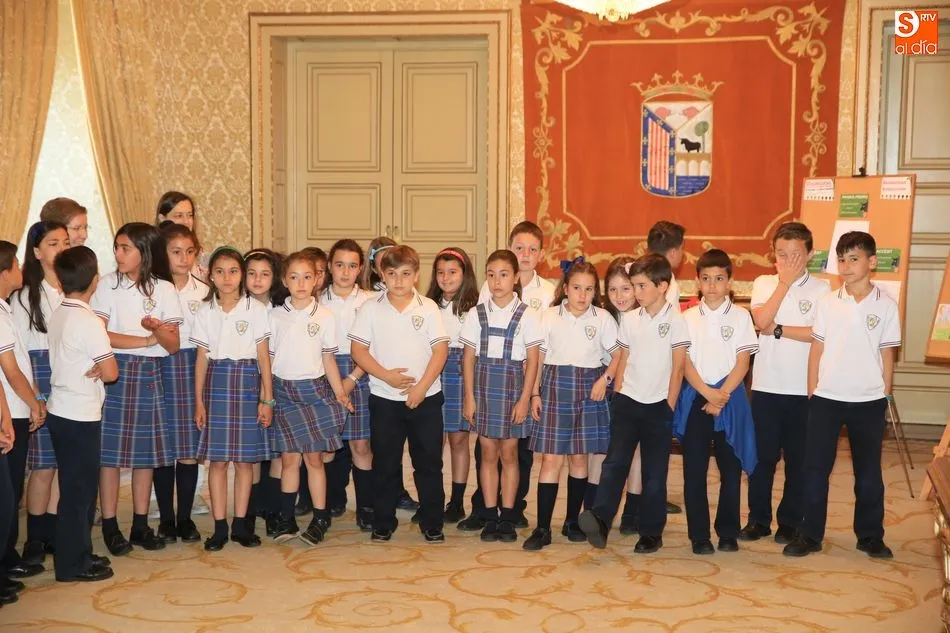 Foto 7 - El Ayuntamiento entrega los diplomas a los ganadores del VI Concurso &lsquo;El toro bravo: un rito&rsquo;  