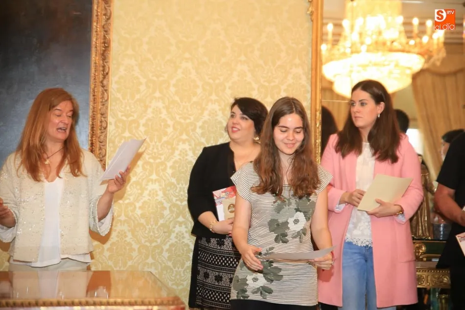 Foto 7 - Los ganadores del quinto certamen &lsquo;#Compartoblog&rsquo; reciben sus diplomas  