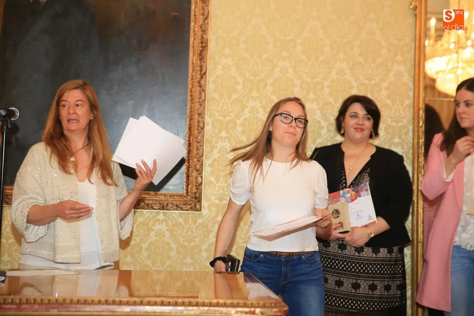 Foto 5 - Los ganadores del quinto certamen &lsquo;#Compartoblog&rsquo; reciben sus diplomas  