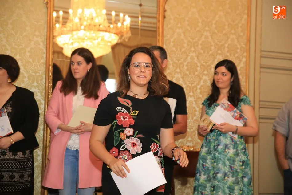 Foto 3 - Los ganadores del quinto certamen &lsquo;#Compartoblog&rsquo; reciben sus diplomas  
