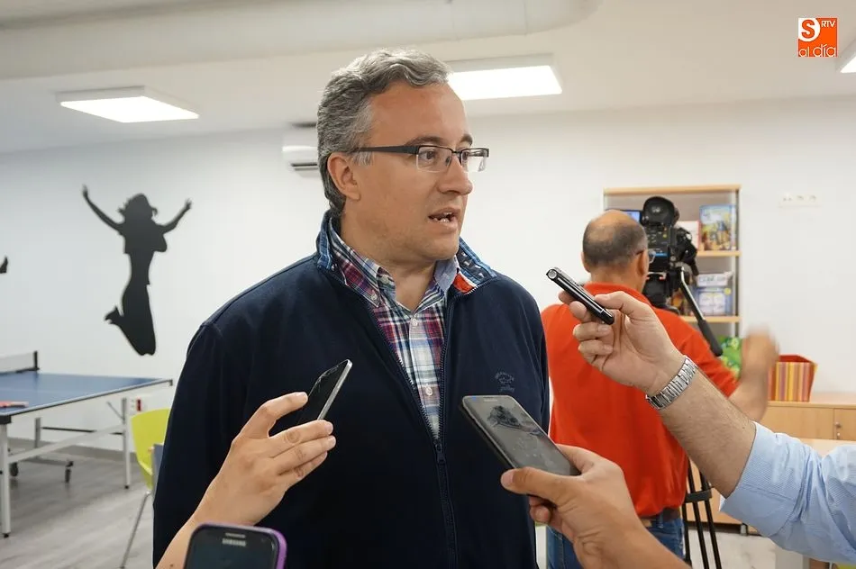 Foto 9 - Guijuelo Joven inicia su nueva andadura en la Plaza Mayor