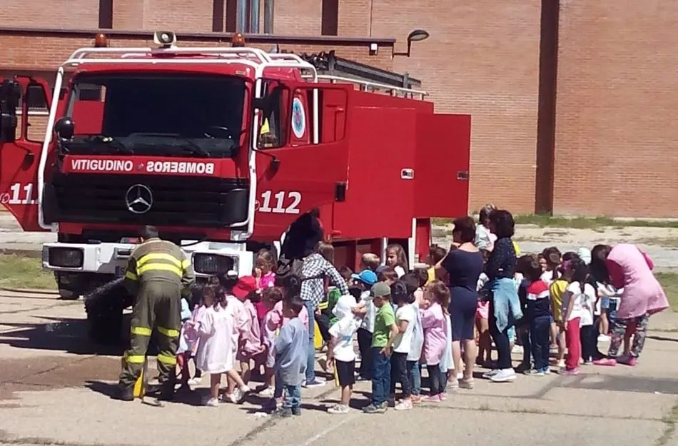 Foto 8 - Jornada se sensibilizaci&oacute;n contra los incendios en el CEIP Manuel Moreno Blanco  