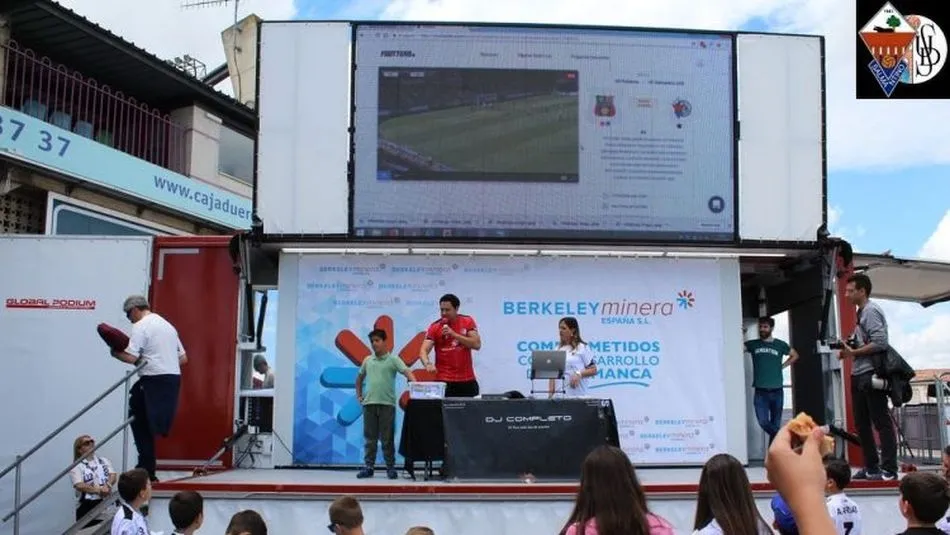  Berkeley, empresa patrocinadora principal del CF Salmantino, mantiene su apuesta por Salamanca y por la recuperación de la UDS.