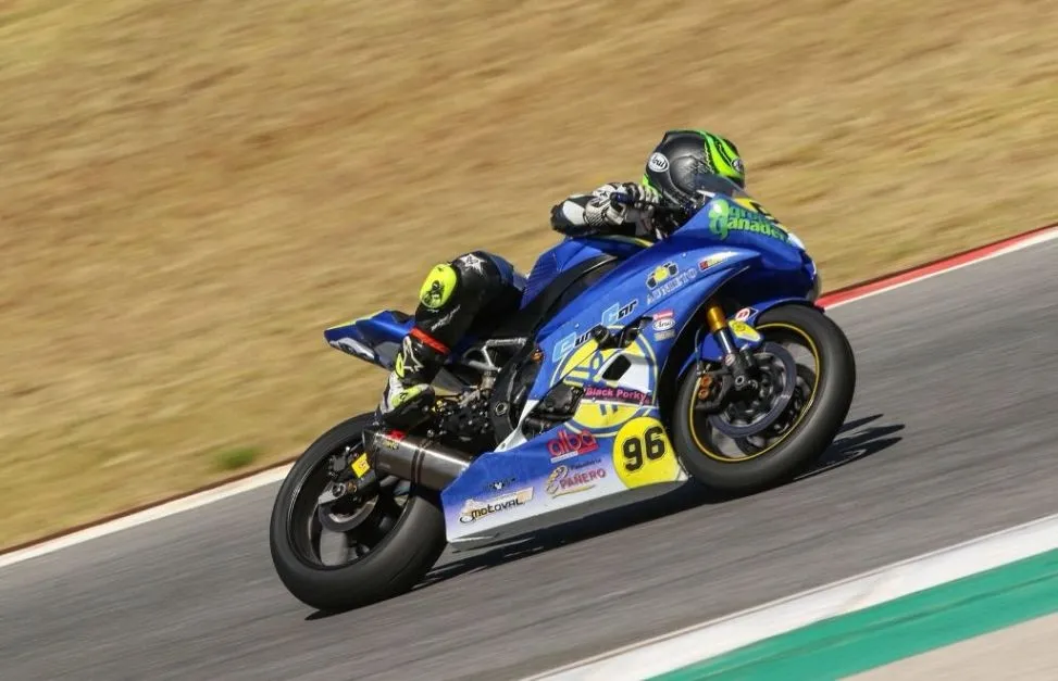 Foto 9 - Tercera plaza y final al maleficio de Merch&aacute;n con el circuito de Portimao