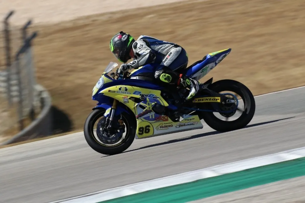 Foto 11 - Tercera plaza y final al maleficio de Merch&aacute;n con el circuito de Portimao
