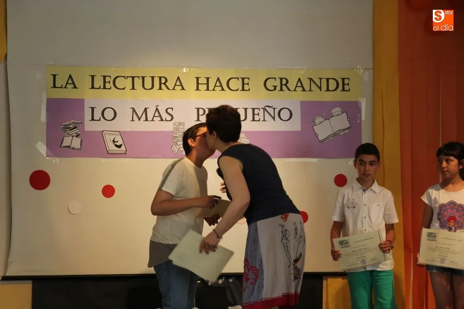 Foto 8 - El CEIP Manuel moreno Blanco premia entre sus alumnos a los mejores lectores y mediadores  