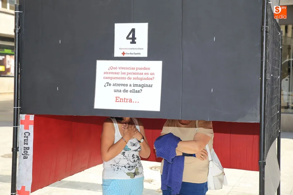 Foto 8 - Cruz Roja sensibiliza sobre el drama de los refugiados con la exposici&oacute;n &lsquo;Personas antes y...