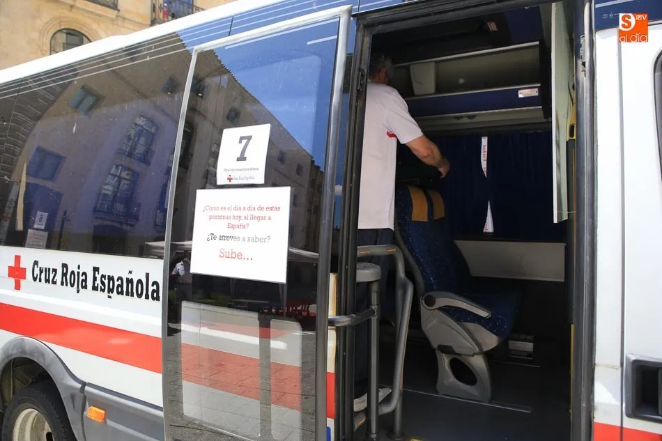 Foto 6 - Cruz Roja sensibiliza sobre el drama de los refugiados con la exposici&oacute;n &lsquo;Personas antes y...