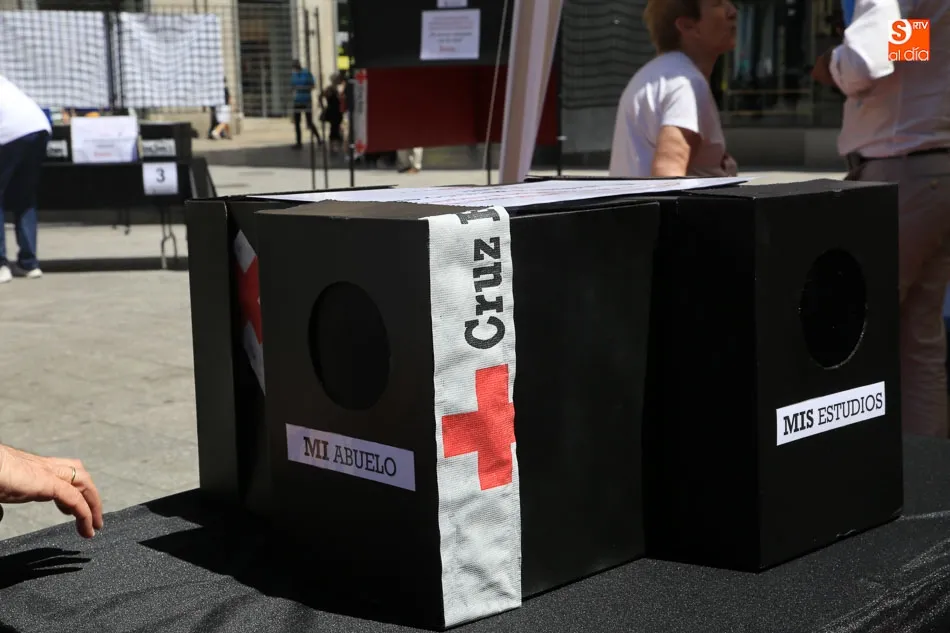 Foto 3 - Cruz Roja sensibiliza sobre el drama de los refugiados con la exposici&oacute;n &lsquo;Personas antes y...