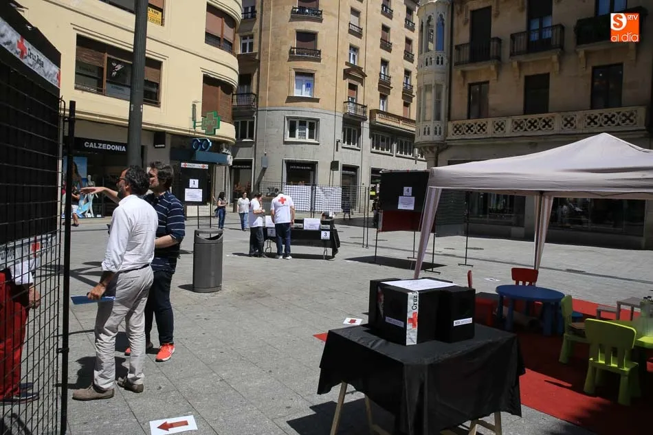 Foto 2 - Cruz Roja sensibiliza sobre el drama de los refugiados con la exposici&oacute;n &lsquo;Personas antes y...