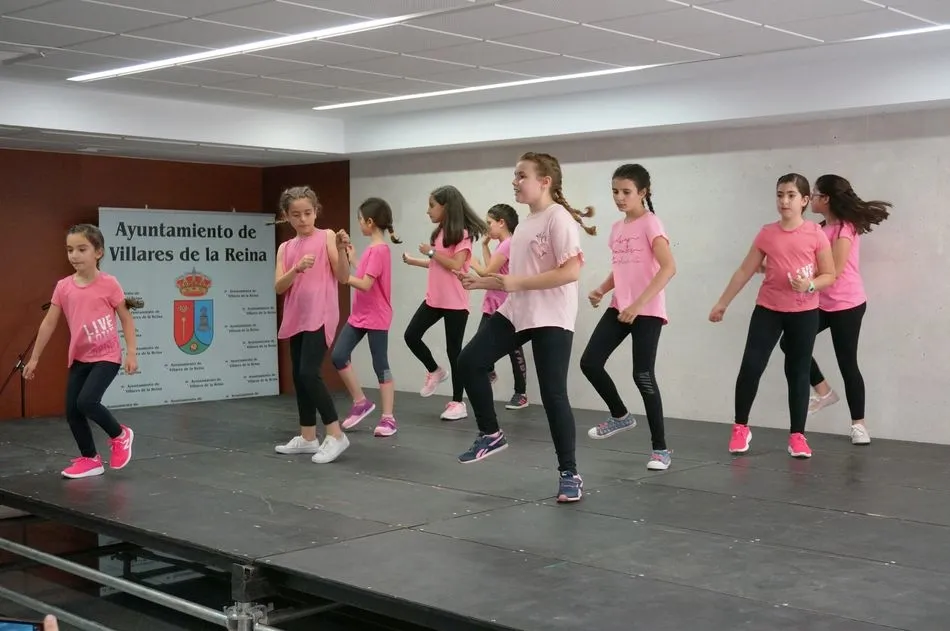Foto 11 - Gran &eacute;xito de la exhibici&oacute;n infantil de baile y coreograf&iacute;as de fin de curso