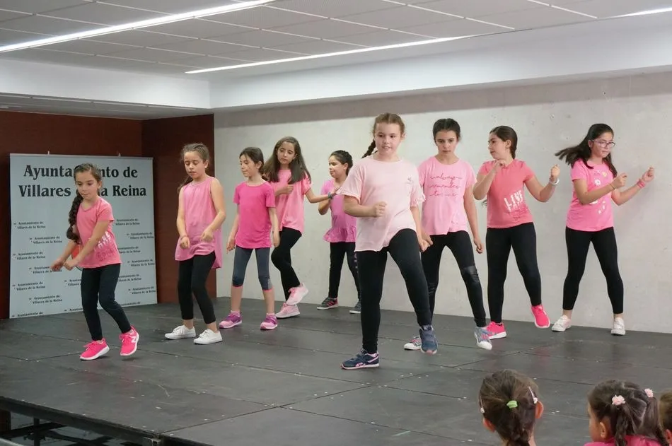 Foto 10 - Gran &eacute;xito de la exhibici&oacute;n infantil de baile y coreograf&iacute;as de fin de curso