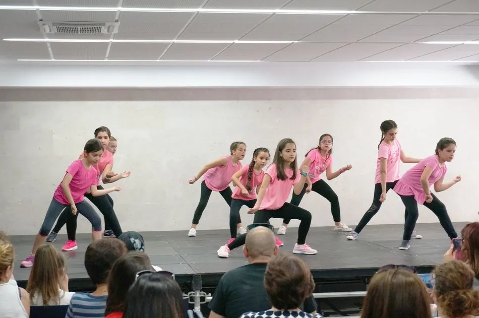 Foto 7 - Gran &eacute;xito de la exhibici&oacute;n infantil de baile y coreograf&iacute;as de fin de curso