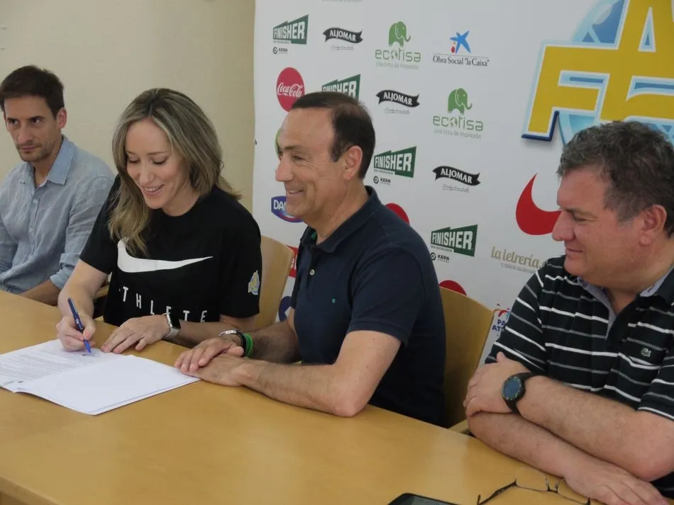 Foto 2 - El Campus de Baloncesto Marta Fern&aacute;ndez comienza el s&aacute;bado con 170 participantes  