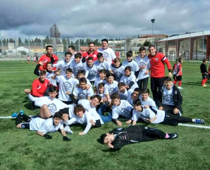 Imagen del equipo cuando conquistaron el título Provincial