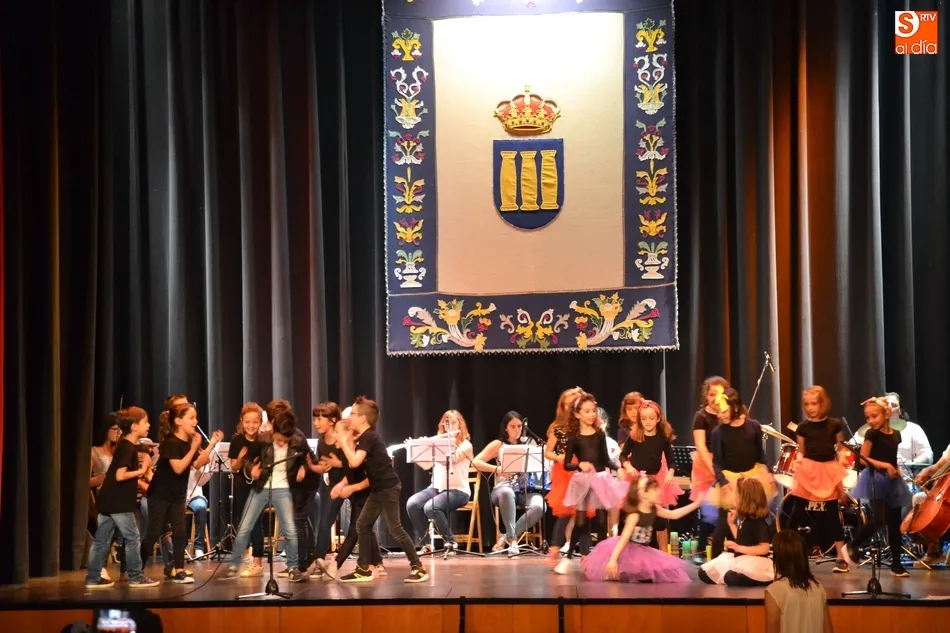 Foto 11 - Los peques de M&uacute;sica y Movimiento cierran el curso al ritmo de &lsquo;Grease&rsquo;  