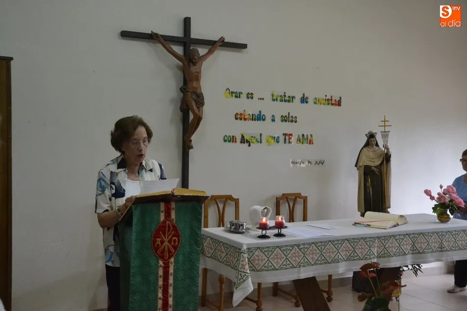 Foto 7 - El Grupo de Oraci&oacute;n Teresiana finaliza sus actividades por este curso  