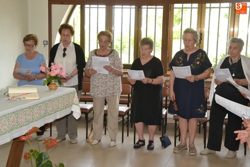 Foto 5 - El Grupo de Oraci&oacute;n Teresiana finaliza sus actividades por este curso  