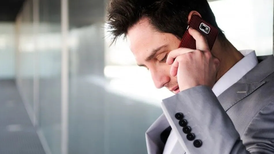 Los trabajadores con cargo de empleado están conectados a su trabajo fuera del horario laboral en un 45% de los casos y los mandos intermedios, en un 68%