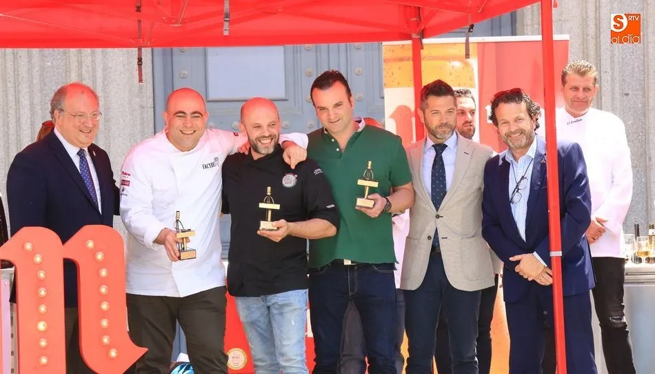 Entrega de los premios del Concurso de Pinchos de Salamanca, en Los Bandos. Foto de Alberto Martín
