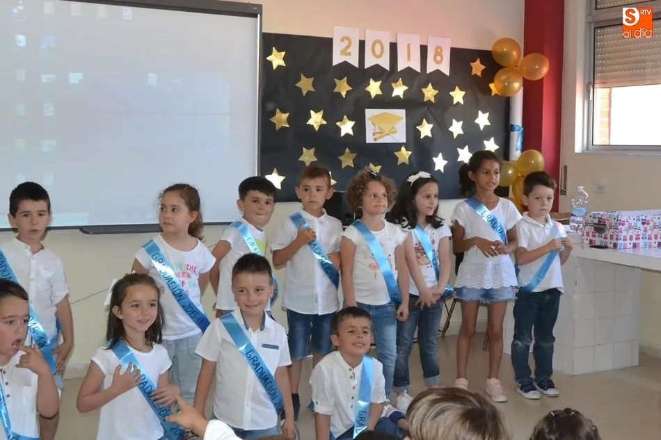 Foto 10 - El Colegio Mir&oacute;briga vive una intensa ma&ntilde;ana con dos ceremonias simult&aacute;neas de graduaci&oacute;n  