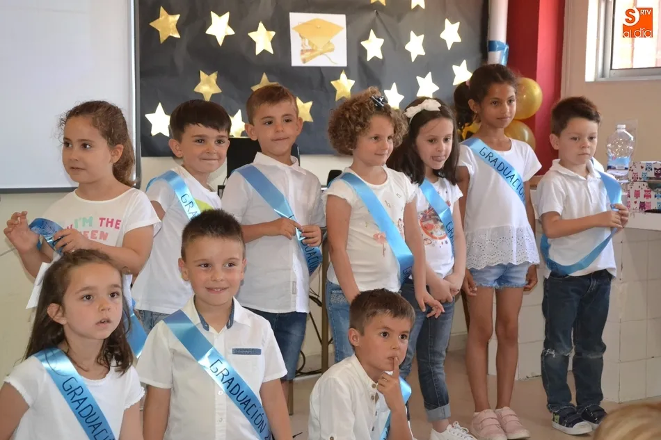 Foto 8 - El Colegio Mir&oacute;briga vive una intensa ma&ntilde;ana con dos ceremonias simult&aacute;neas de graduaci&oacute;n  