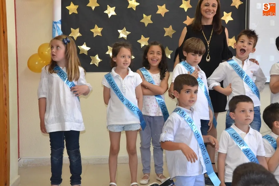Foto 4 - El Colegio Mir&oacute;briga vive una intensa ma&ntilde;ana con dos ceremonias simult&aacute;neas de graduaci&oacute;n  