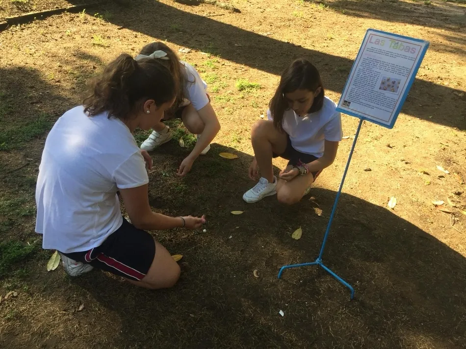 Foto 7 - Misioneras-Santa Teresa concluye su Semana Cultural con una jornada de inmersi&oacute;n europea  
