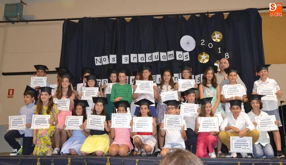 Los alumnos de 6º de San Francisco abren sus corazones en su despedida del Centro  