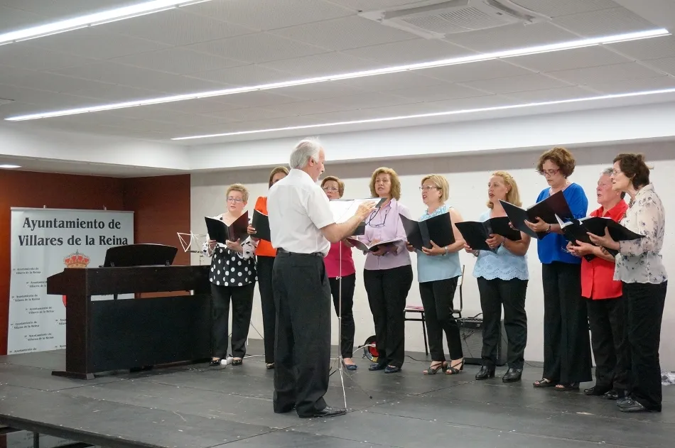 Foto 4 - Brillante concierto de fin de curso de la Escuela de M&uacute;sica de Villares de la Reina