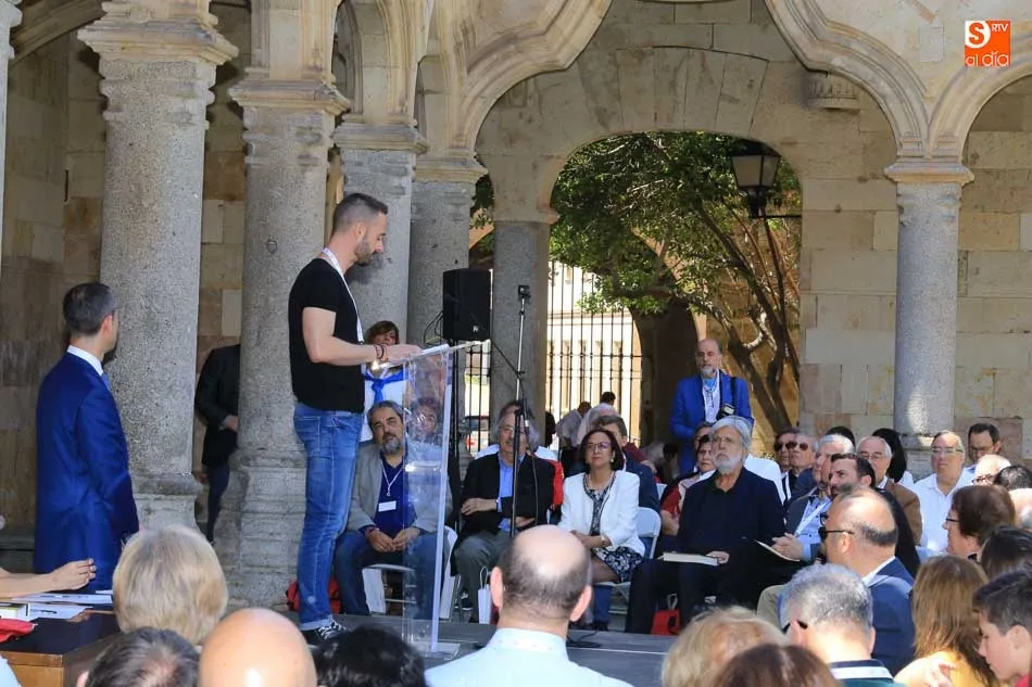 Foto 4 - Los versos de Fray Luis de Le&oacute;n conquistan las Escuelas Menores