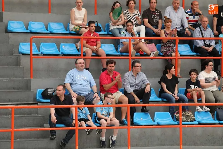 Foto 3 - Arranca el IV Torneo Internacional de F&uacute;tbol Sala Ciudad de Salamanca con cerca de 400 deportistas ...